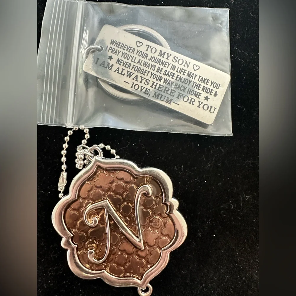 Key Chain Collection/Bundle (6) - Picture 3 of 4